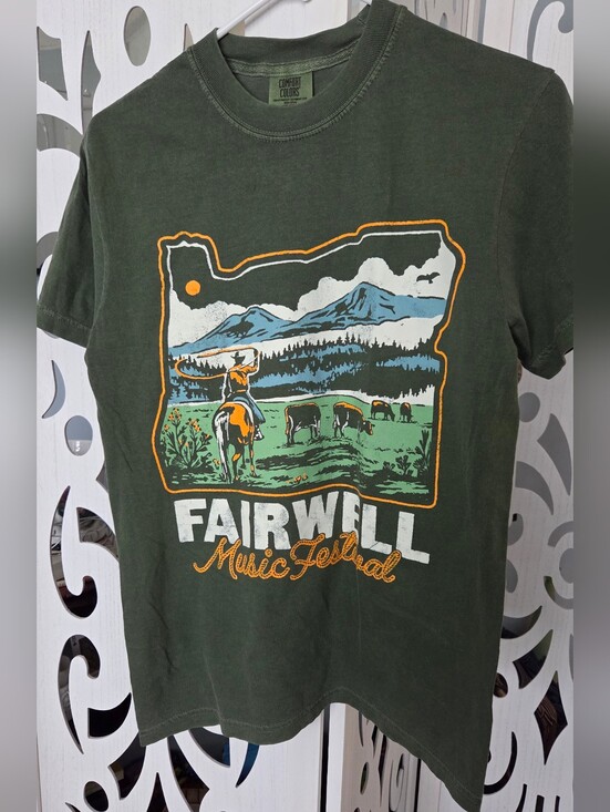 Comfort Colors Other - Fairwell Music Festival T-Shirt Small S Comfort Colors 2025 Tour Tyler Childers